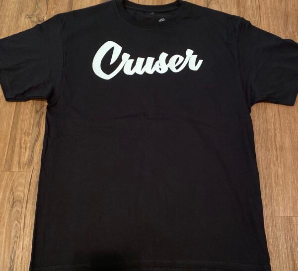 Black T-shirt Cruser