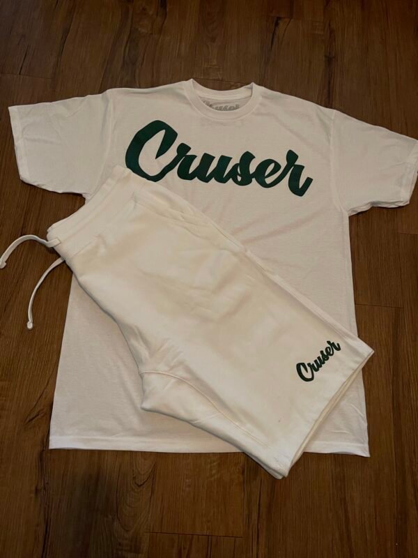 White and green Cruser set